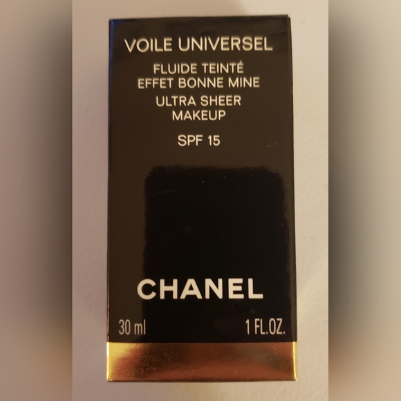 CHANEL Ultra Sheer Makeup - Picture 2 of 4